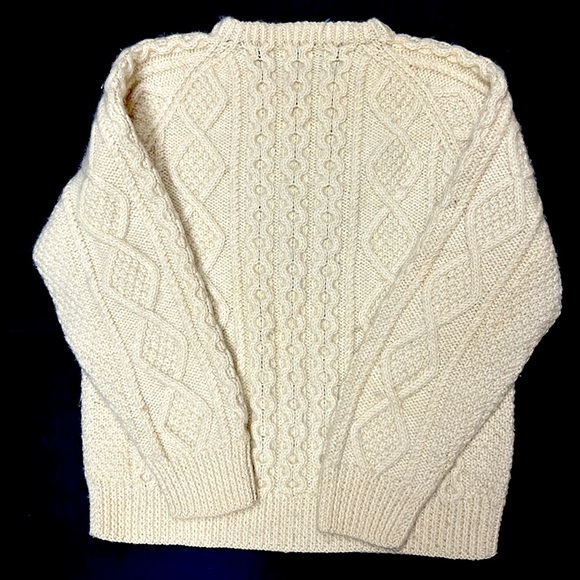Vintage wool fisherman’s sweater handknit in Scotland by Arthur Armstrong & co - Picture 2 of 11